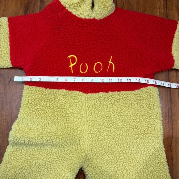 Winnie The Pooh Disneyland Sherpa Outfit Size Kids 2-4T - Picture 9 of 12